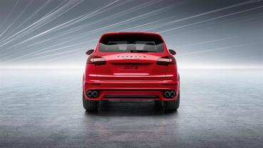 Full Rear View of Porsche Cayenne GTS