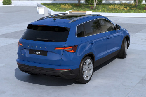 Karoq Rear angle view