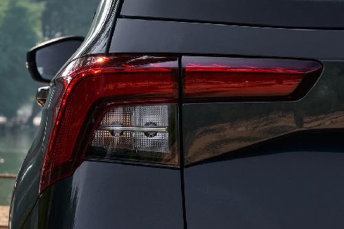 Kushaq Tail light
