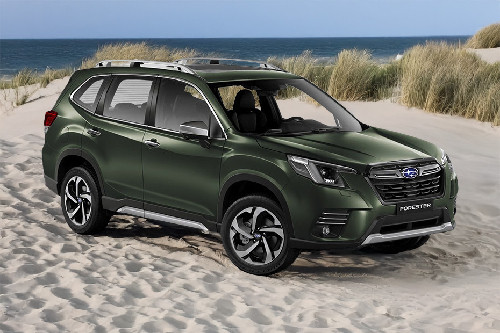Subaru Forester Front Medium View