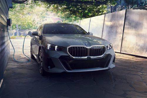 BMW i5