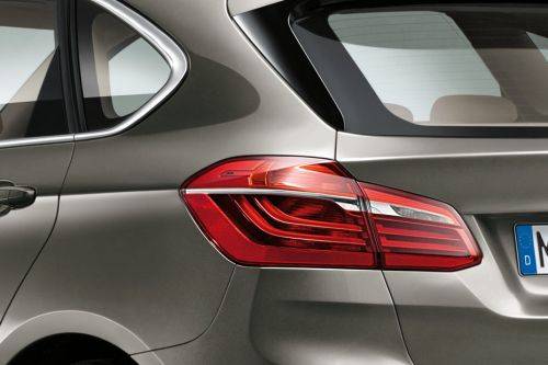 2 Series Active Tourer Tail light