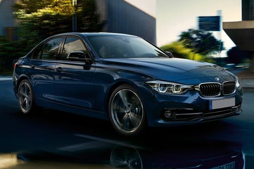 BMW 3 Series Sedan Front Cross Side View