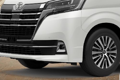 Granvia Front Fog Lamp