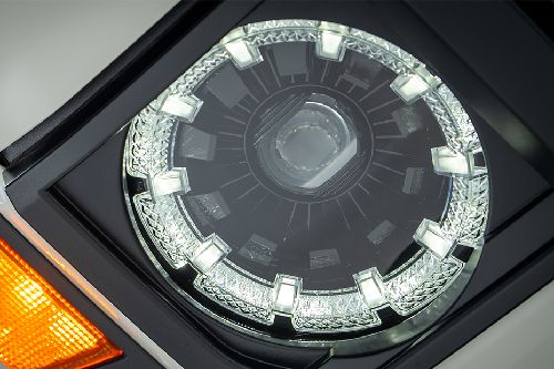 Land Cruiser 70 Headlight