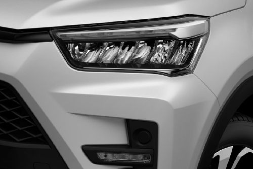 Raize Headlight