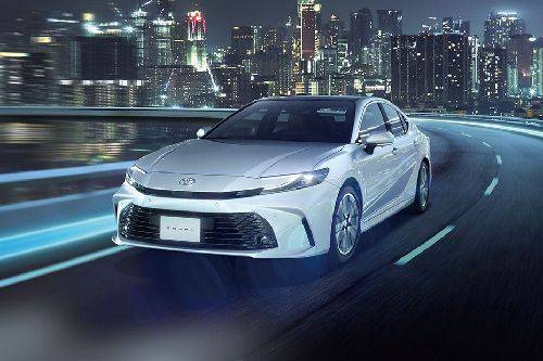 Camry Hybrid Front angle low view
