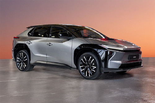 Toyota bZ4X Front Medium View