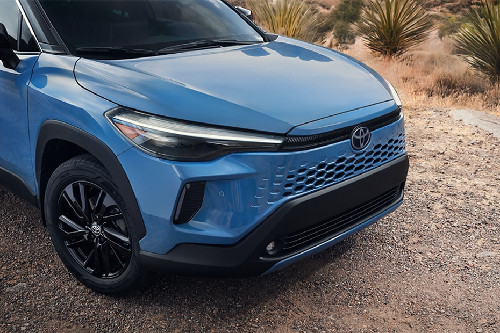 Corolla Cross facelift  Grille View