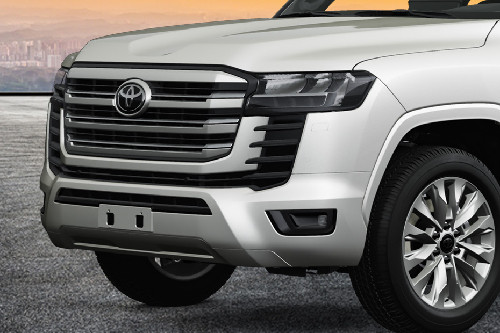 Land Cruiser Grille View