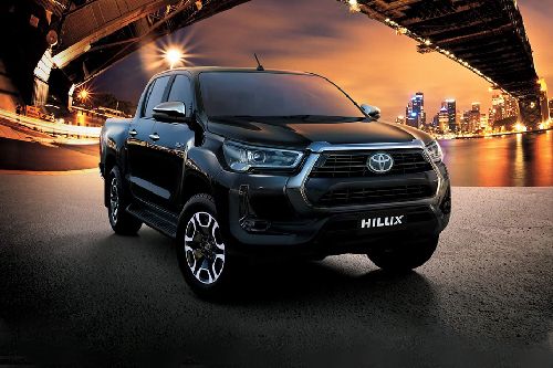 Toyota Hilux 2.4L DLS 2024 UAE