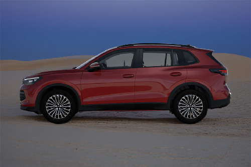 Tiguan Side view
