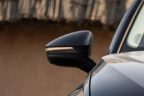 Volkswagen Jetta Drivers Side Mirror Front Angle