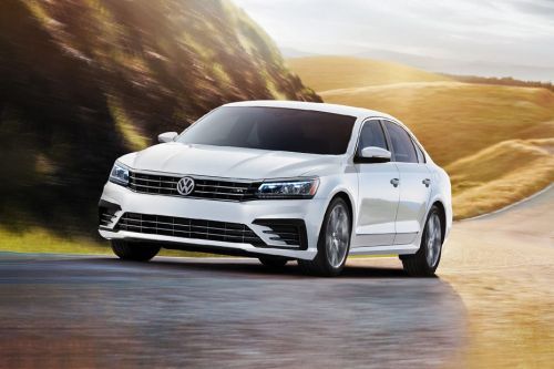 Volkswagen Passat Trendline 2024 UAE