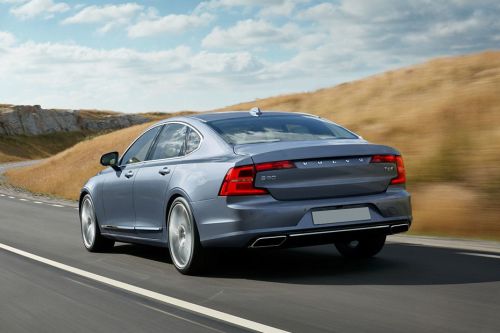 Rear Cross Side View of Volvo S90 (2017-2022)