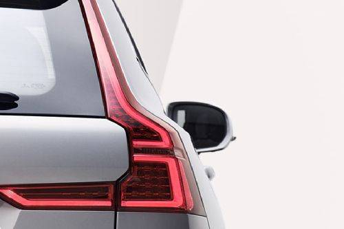 XC60 Tail light