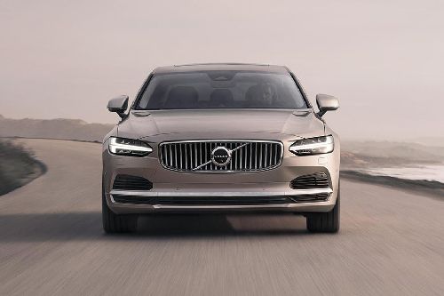 Full Front View of S90