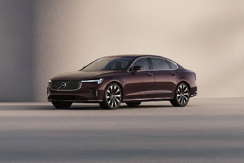 S90 2025 Front angle low view