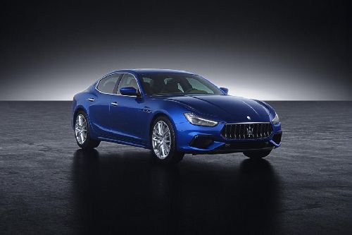 Maserati Ghibli Front Medium View