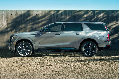 Escalade IQL Side view