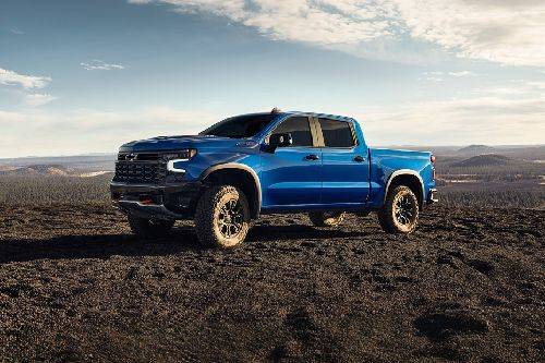 Chevrolet Silverado LD Front Cross Side View