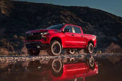 Chevrolet Silverado LD Side Medium View