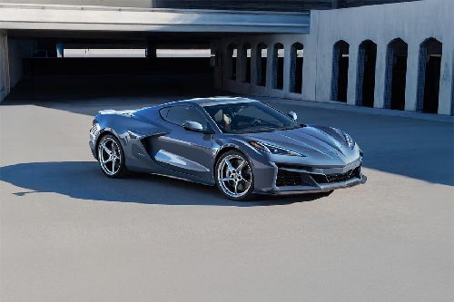 Chevrolet CORVETTE E-RAY Front Medium View