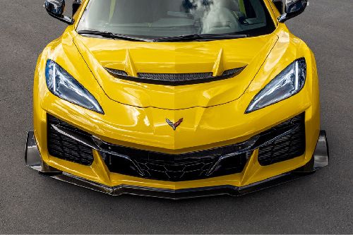 CORVETTE ZR1 Grille View
