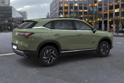 Captiva Phev	 Rear Medium Side View