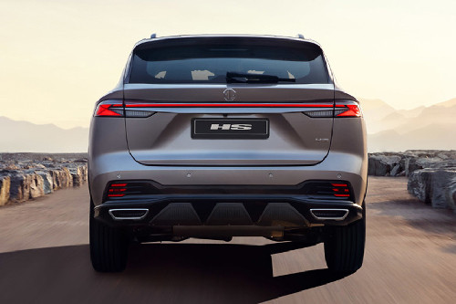 Full Rear View of MG HS