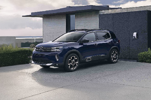 C5 Aircross Front angle low view
