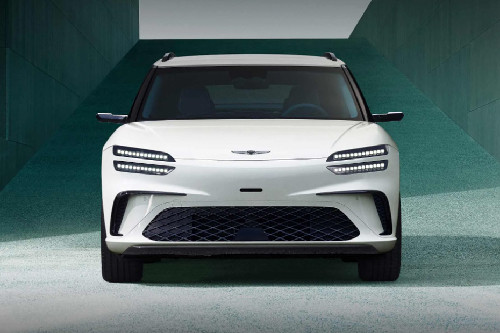 Full Front View of GV 60