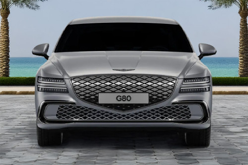 Full Front View of EV G 80