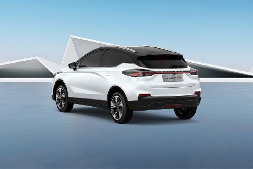 Rear Cross Side View of Geely Geometry-c
