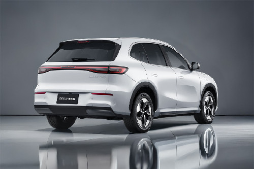  EX5 Rear angle view