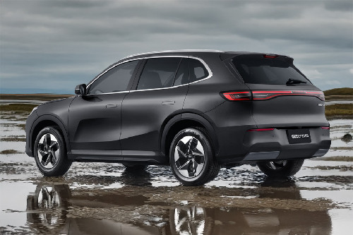 Rear Cross Side View of Geely  EX5