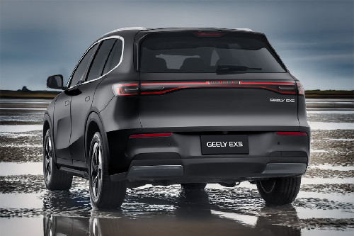 Rear Medium View of Geely  EX5