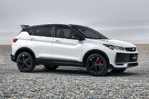 Geely Coolray Front Cross Side View