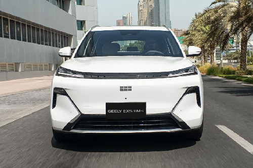 Full Front View of EX5 EM-i