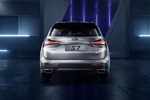 Full Rear View of JAC S7
