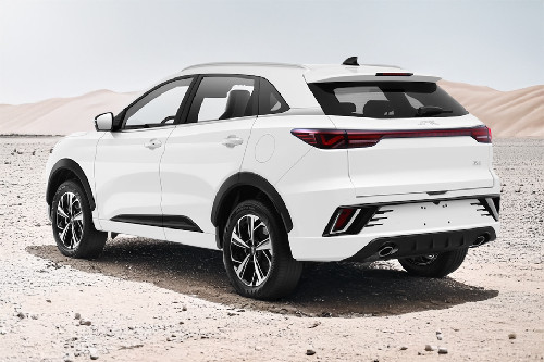 Rear Cross Side View of JAC JS6 Pro