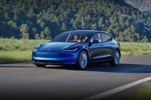 Tesla Model 3	 Front Medium View