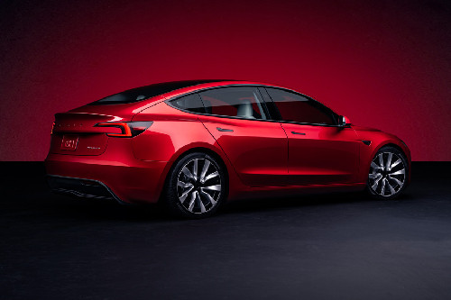 Model 3	 Rear angle view