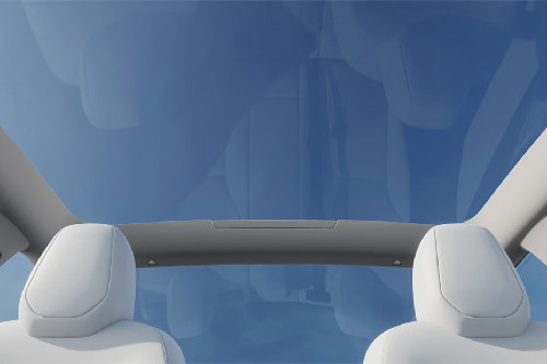 Tesla Model 3	 Sunroof Moonroof