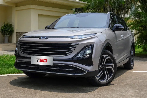 T90 Front deep low Angle View