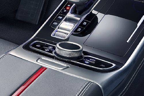 Center Controls of Hongqi H9