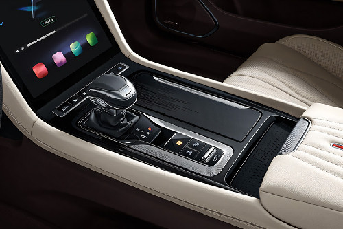 Hongqi Ousado Gear Shifter