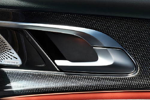 door handle interior of Hongqi H6