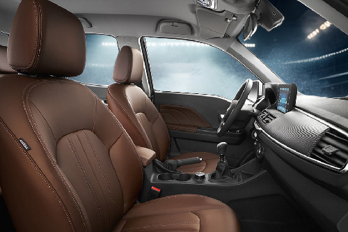 Wingle 7 Front Seats