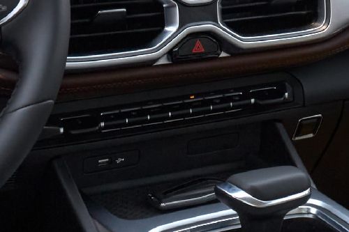 Front AC Controls of RIDDARA Rd6
